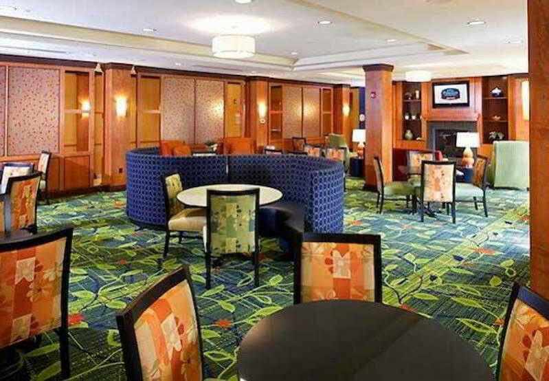 Fairfield Inn & Suites By Marriott Камберленд Экстерьер фото